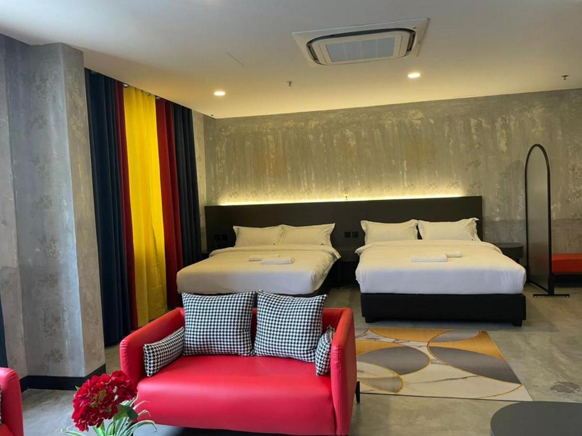 Sri Indar Hotel & Suites Parit Buntar Εξωτερικό φωτογραφία