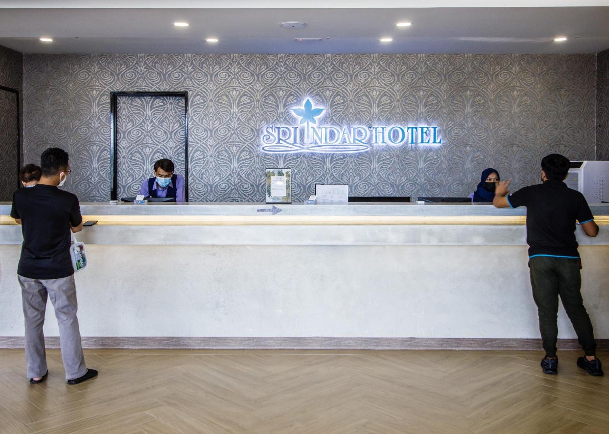 Sri Indar Hotel & Suites Parit Buntar Εξωτερικό φωτογραφία